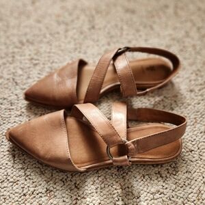 Frye Leather Flat Sandals